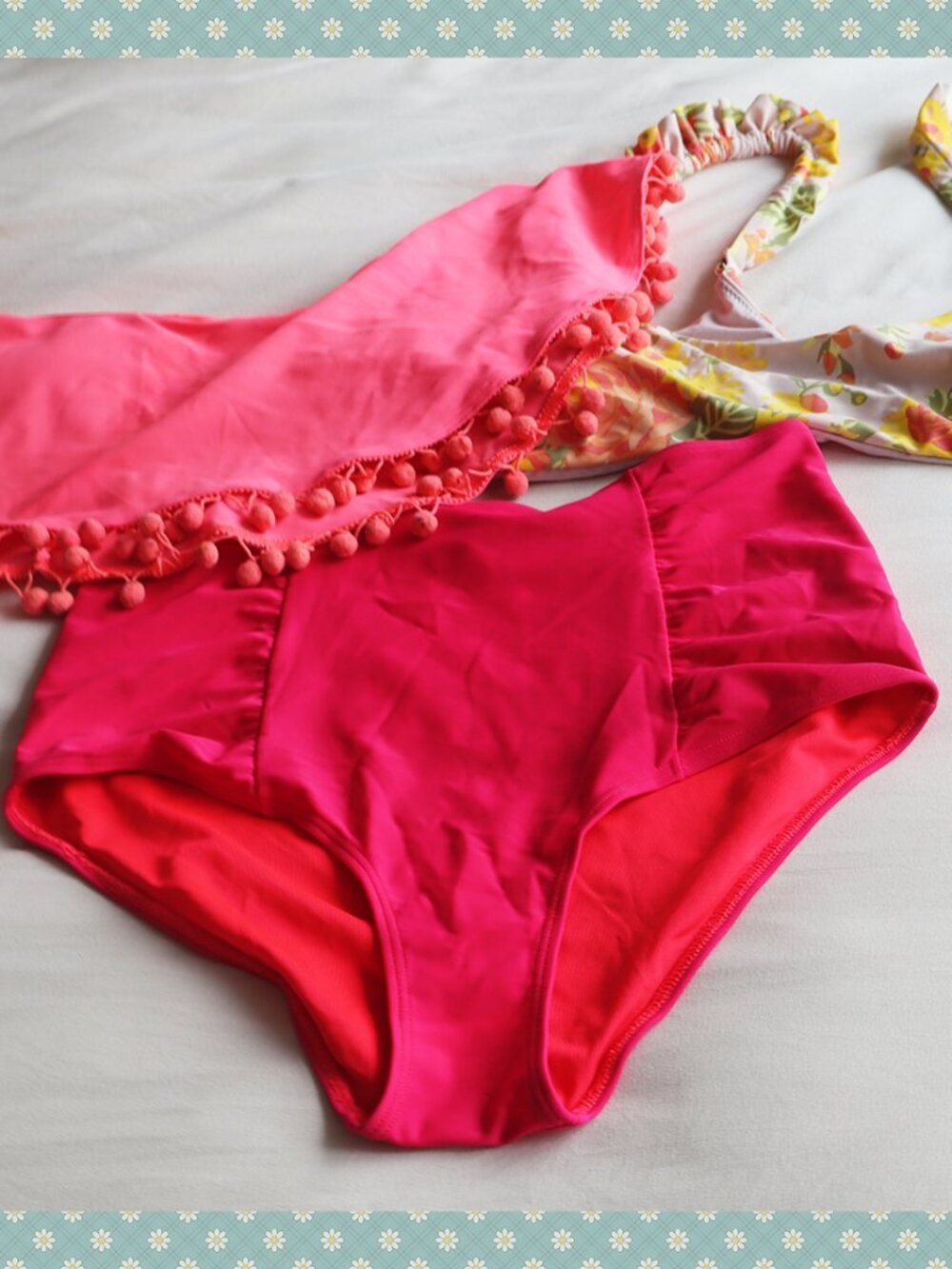 Aerie Swimsuit Bundle (2 bikini tops, 1 pair of bottoms)